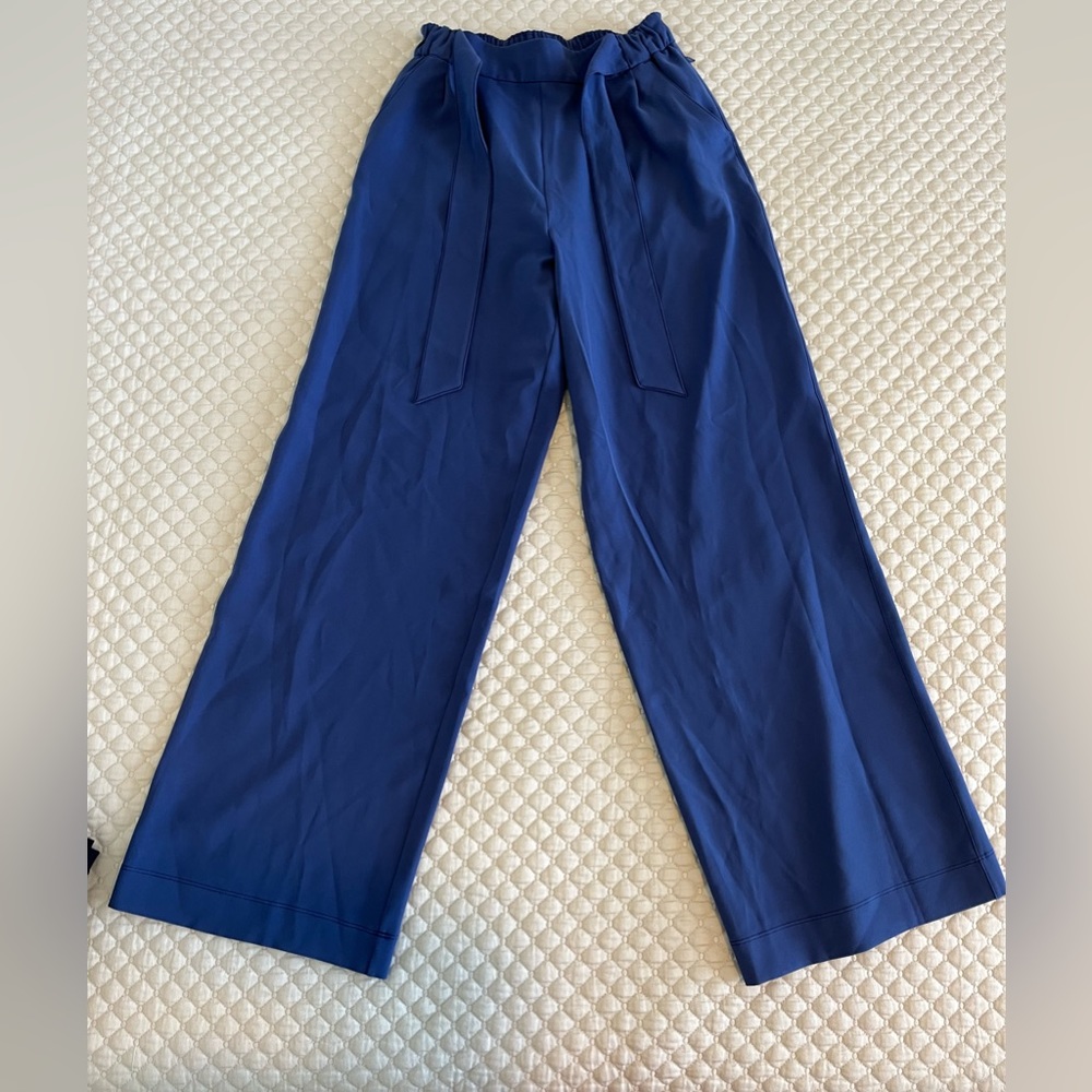 Lululemon blue wide leg pants